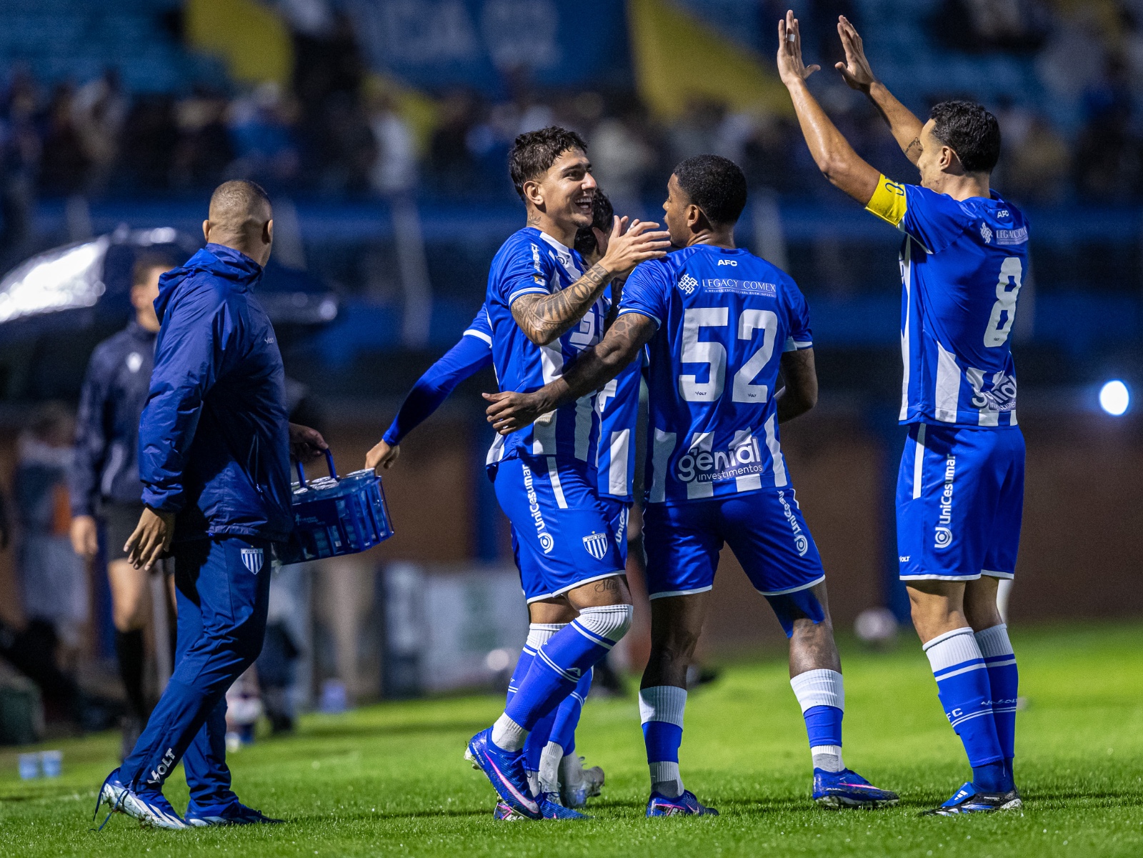 Avaí defende vantagem de 3 a 0 sobre Chapecoense na final da Copa Sul-Sudeste